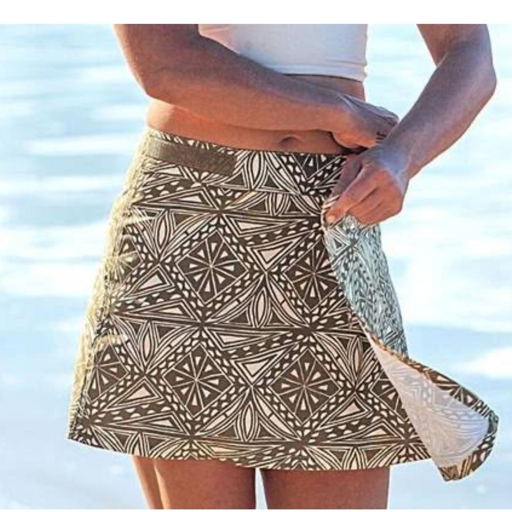 Ripskirt Hawaii Womens Length 2 Adjustable Wrap Skirt Size XL Green Tropical Sea